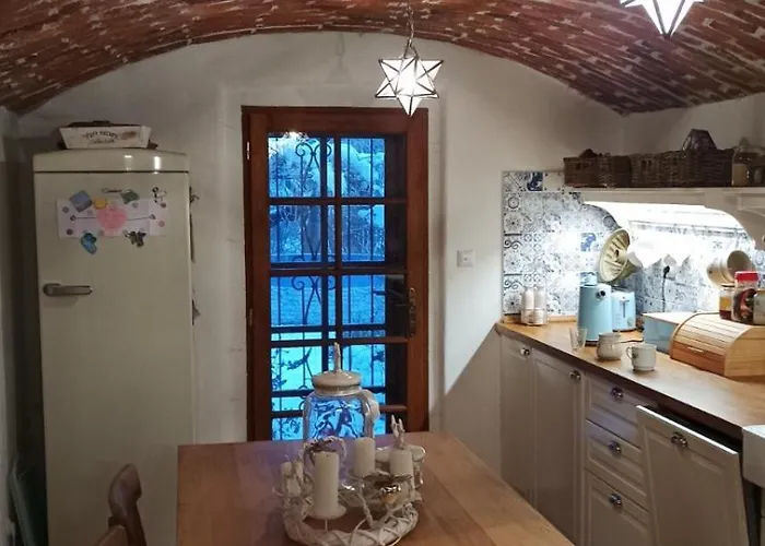 Roubenka U Monince * Borotin